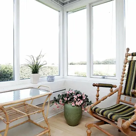 Three-bedroom Holiday In 3 Hébergement de vacances Bogense