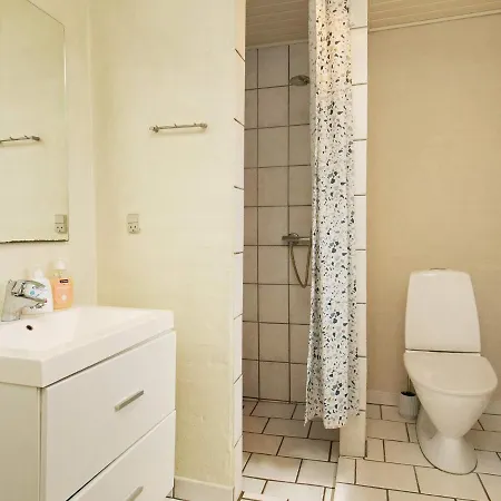 Three-bedroom Holiday In 3 Hébergement de vacances Bogense