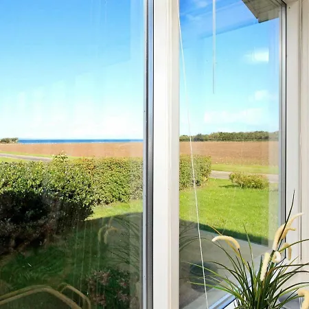 Three-bedroom Holiday In 3